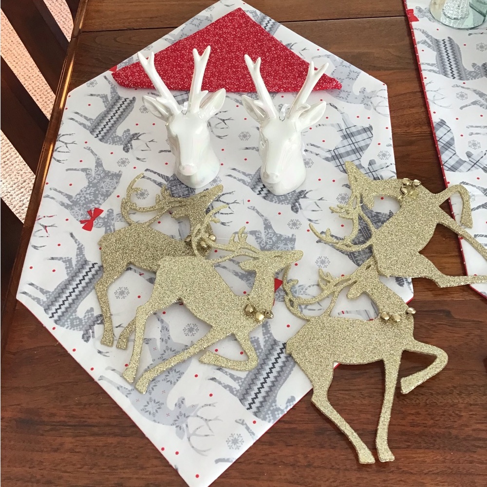 Christmas Decor, candle ring, red shiny star and birds, gold glitter reindeer!